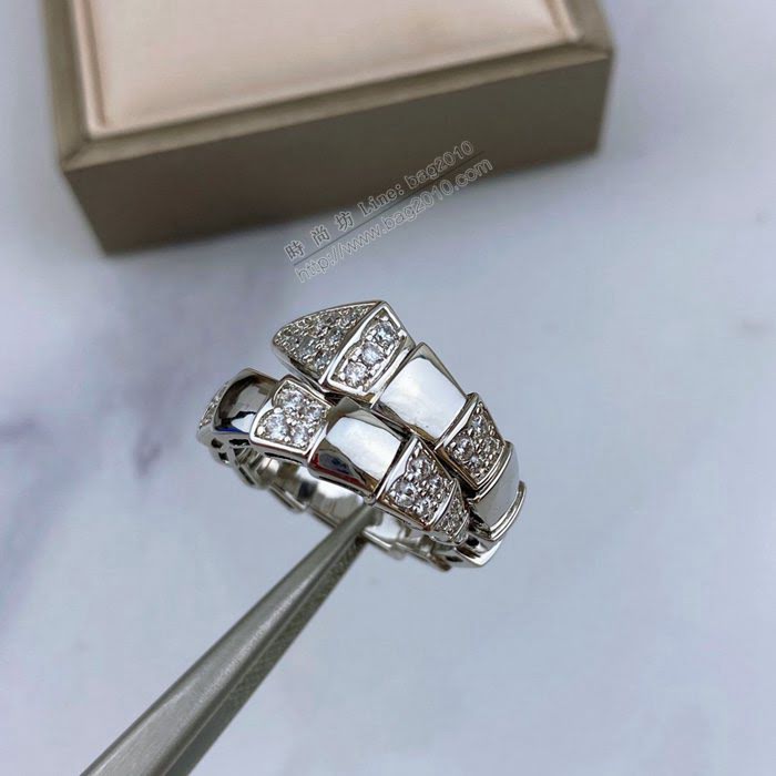 Bvlgari飾品 寶格麗間隔蛇戒指  zgbq3351